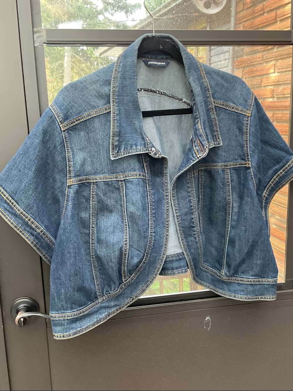 Penningtons Short-Sleeve Denim Jacket in Blue - Picture 4 of 5